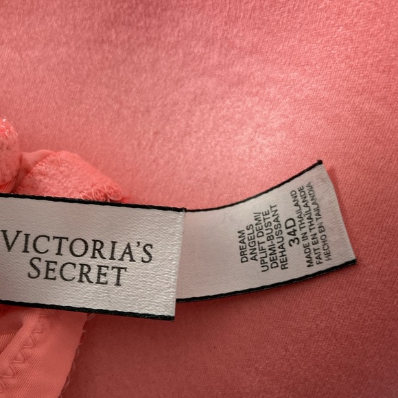 Victoria’s Secret Dream Angels Uplift Demi Bra - 34D - Picture 7 of 8